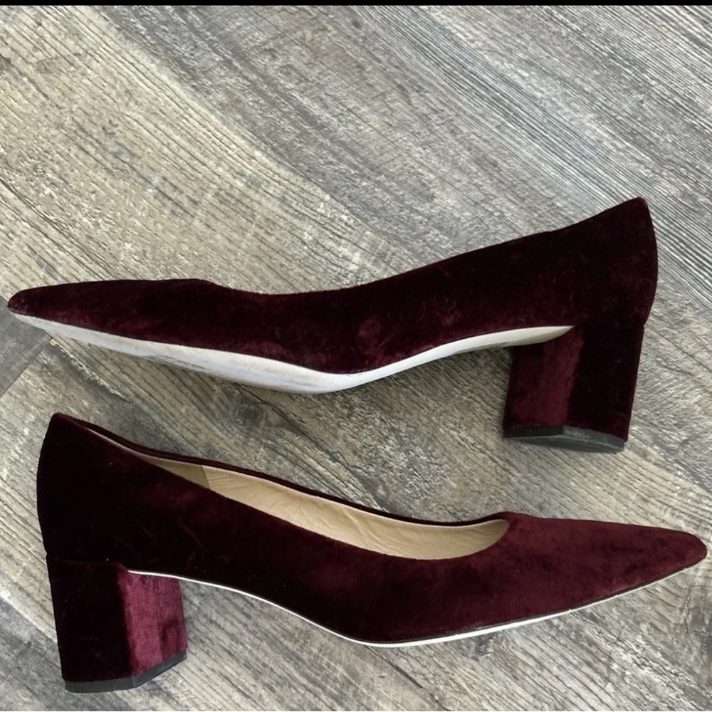J.Crew women’s US 9.5 burgundy velvet block heel pumps point toe Italy made - Picture 10 of 16
